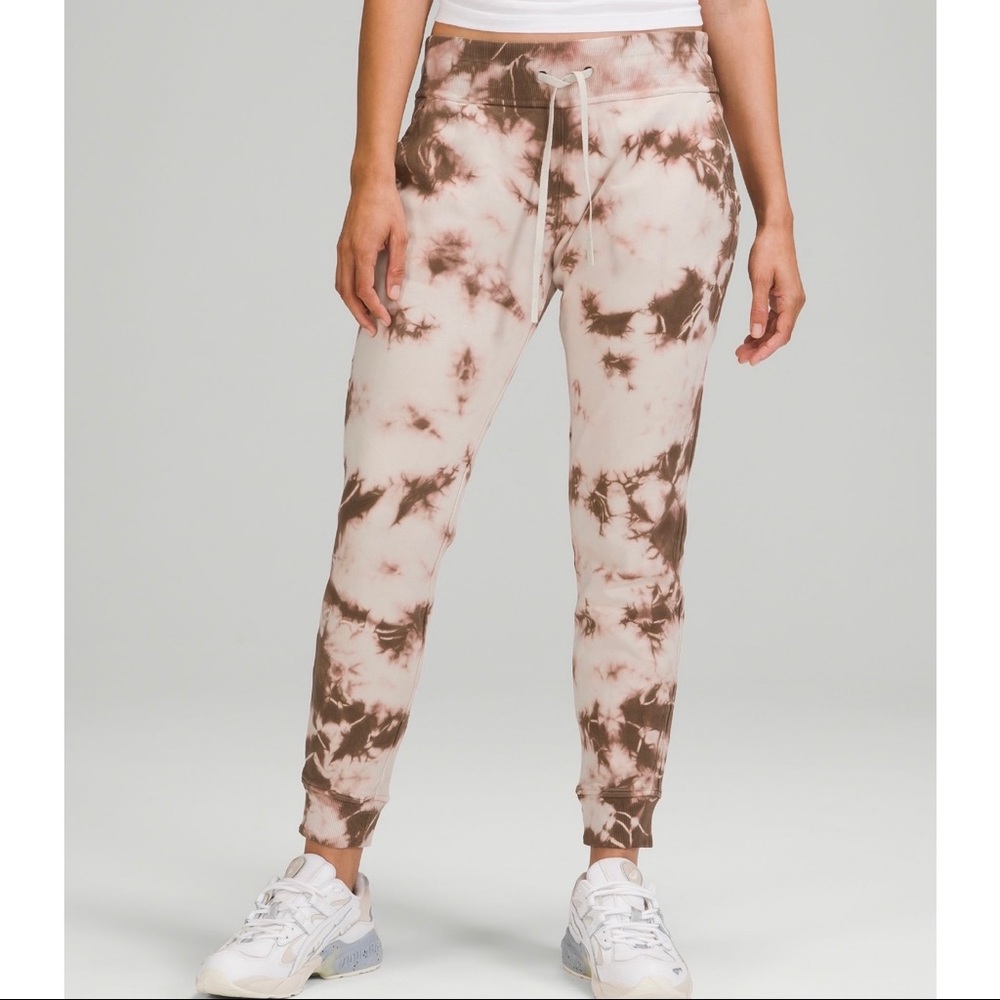 NWT Lululemon Warm Down Jogger 
28"